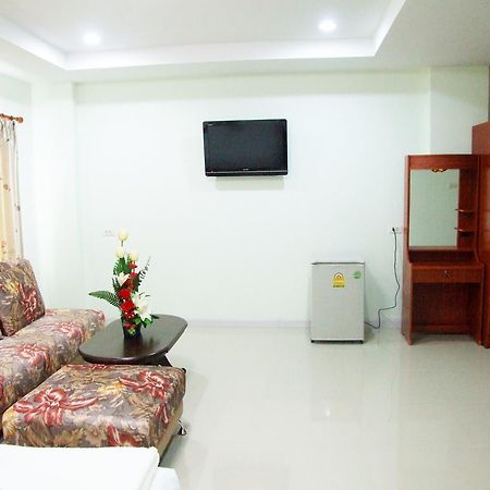 Ruan Rim Nam Hotell Roi Et Rum bild