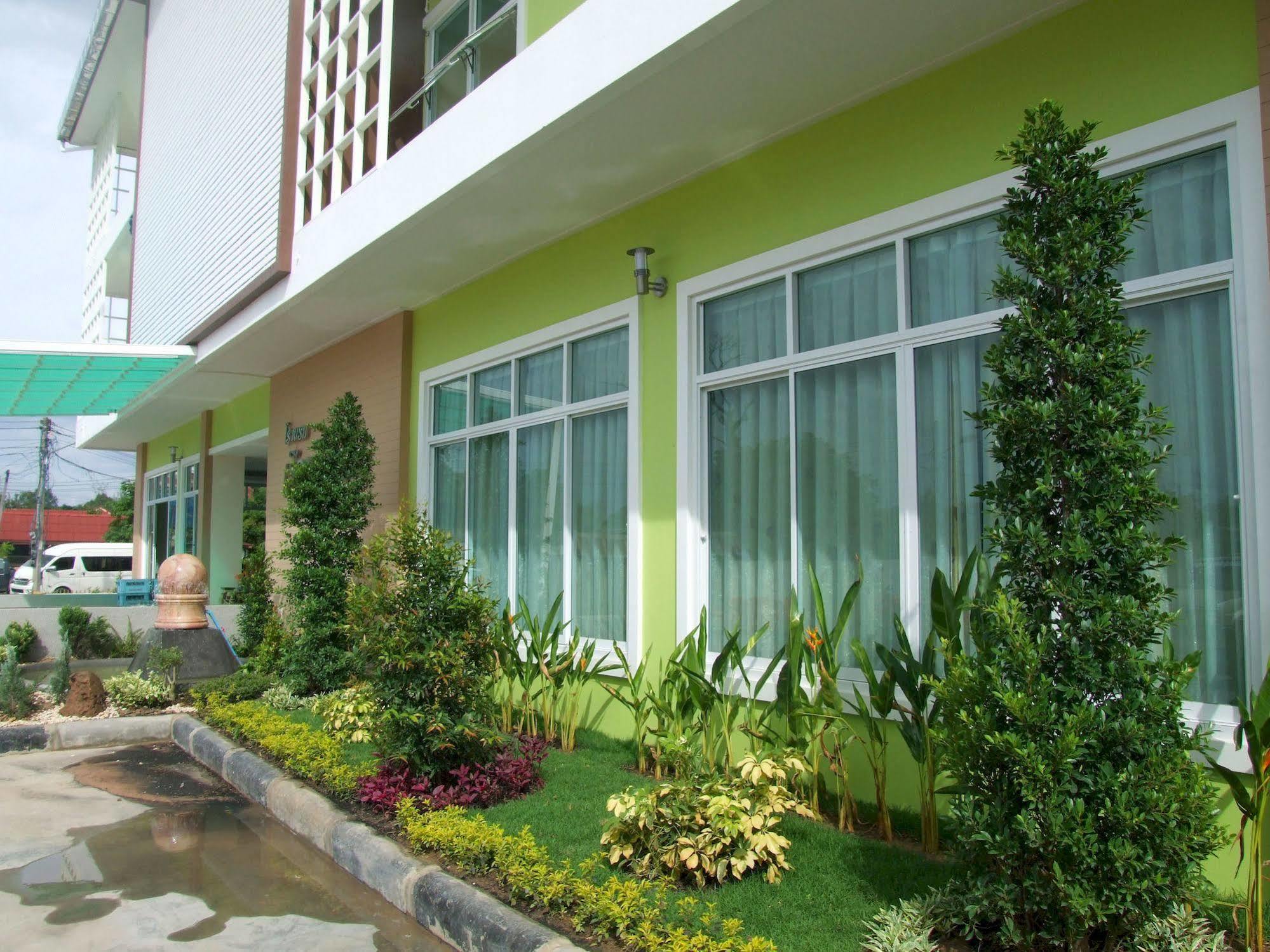 Ruan Rim Nam Hotell Roi Et Exteriör bild